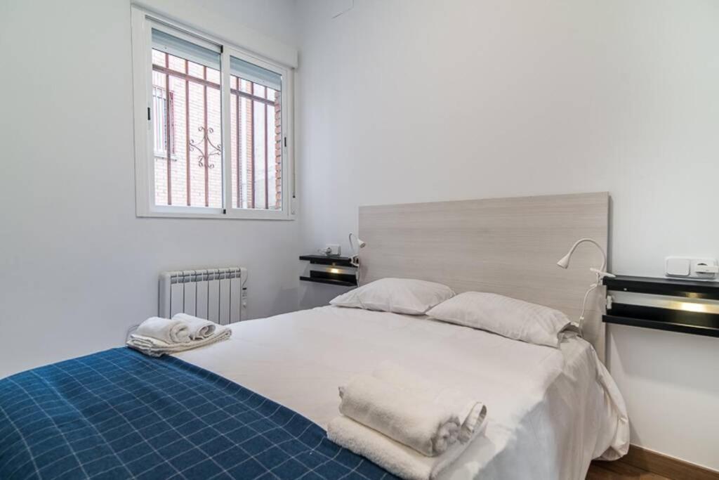 #15Pin-1 Apartamento De Un Dormitorio En Tetuan Madrid Eksteriør bilde